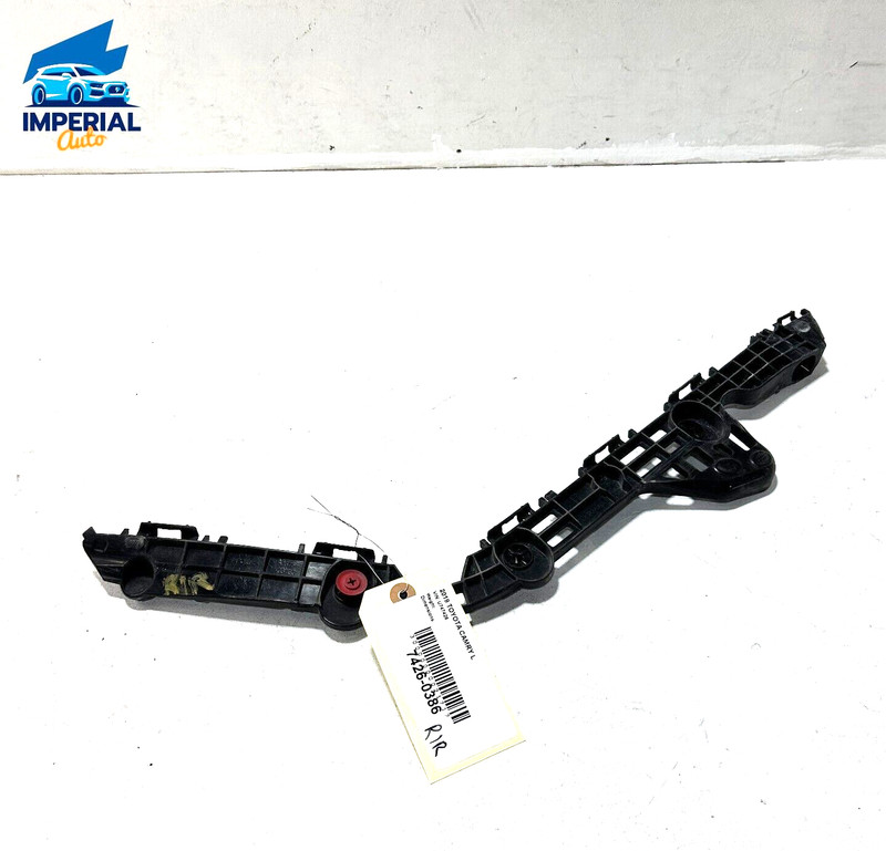 2018-2023 TOYOTA CAMRY REAR RIGHT PASSENGER BUMPER SUPPORT BRACKET RETAINER OEM