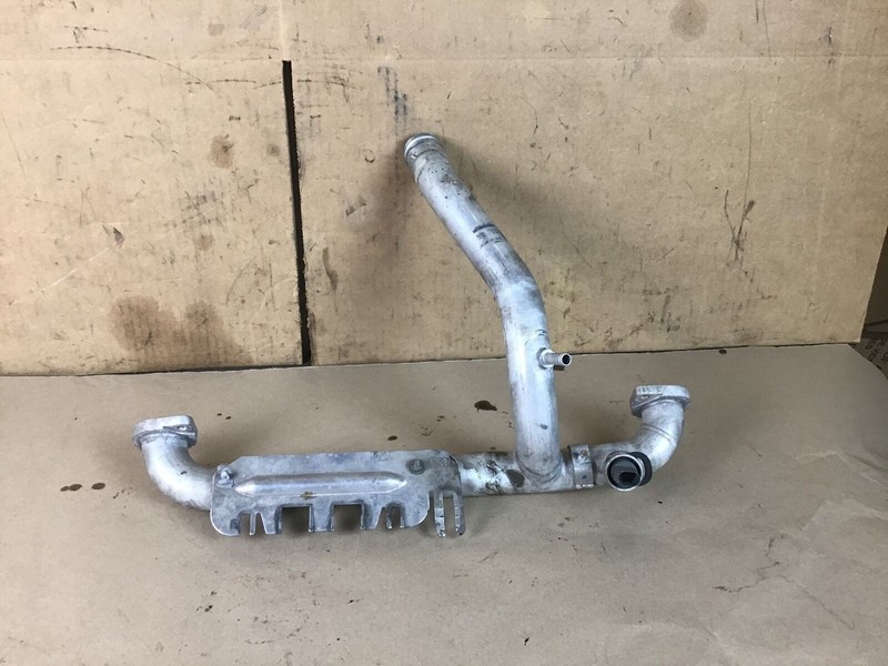 Audi R8 2011 4.2L Rear Engine Motor Coolant Pipe Line Hose Tube 08-12 ;:O