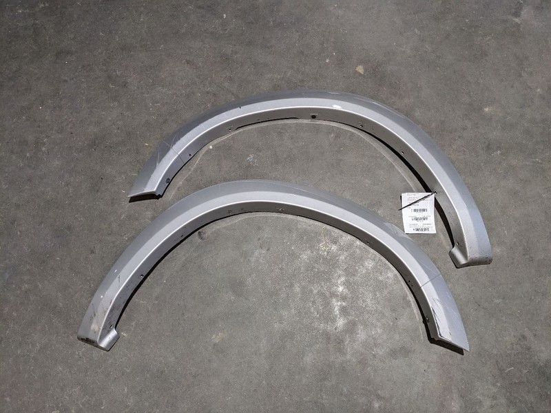2011-2018 DODGE RAM1500 FRONT LEFT & RIGHT WHEEL ARCH FLARE MOLDING OEM 1192