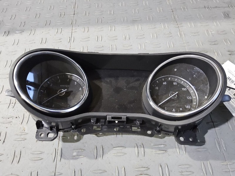 2020-2023 Buick Encore GX Speedometer Instrument Cluster 1.5L MPH and KPH