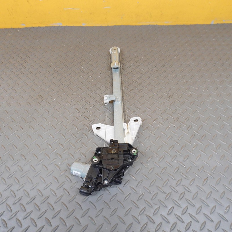 2022-2025 HONDA CIVIC Rear Right Door Window Regulator W Motor Oem 72710t20a01