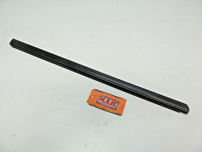 MOLDING DOOR GLASS WINDOW PANEL RUBBER SEAL TOP OUTSIDE LH REAR for ESCAPE 05-07