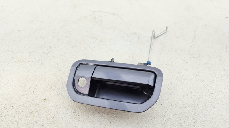 2020 - 2026 HONDA RIDGELINE REAR TAILGATE TAIL GATE OUTER HANDLE OEM