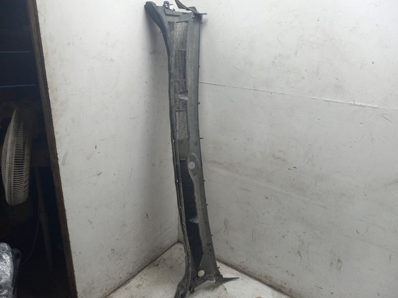 13 TOYOTA SEQUOIA COWL VENT PANEL