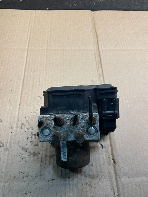 2013 Ford F250 F350 Super Duty ABS Anti Lock Brake Pump Module X1007 DG