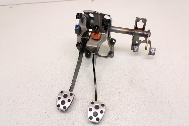 Subaru WRX STI Manual Pedal Assembly Clutch Brake Pedals Genuine Oem 2015-2017