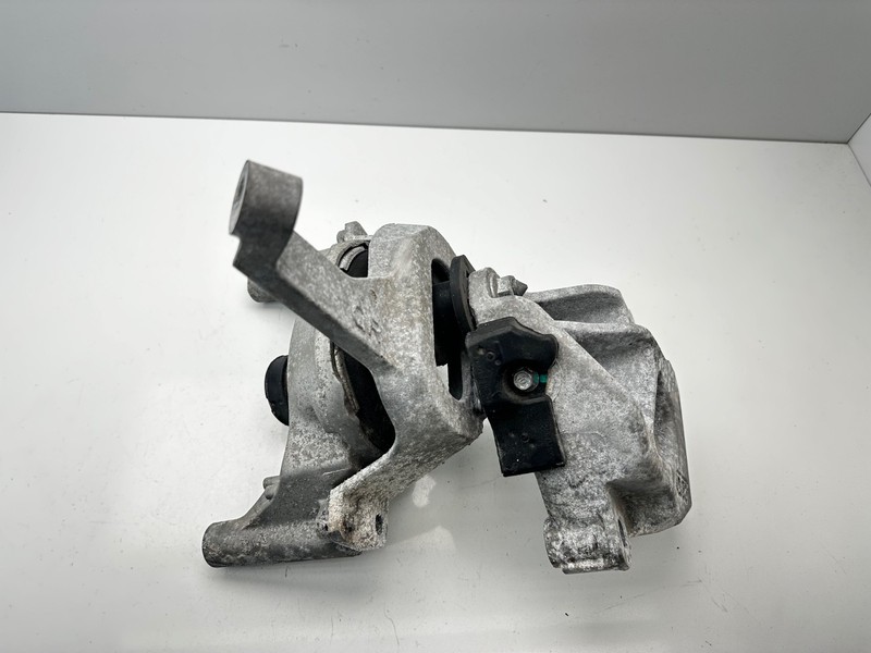 13-18 NISSAN Altima Engine Support Mount OEM 11210-3TA1D