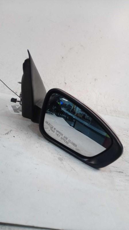 2015 Chrysler 200 Right Door Mirror Maroon Used OEM 554483 136K Miles