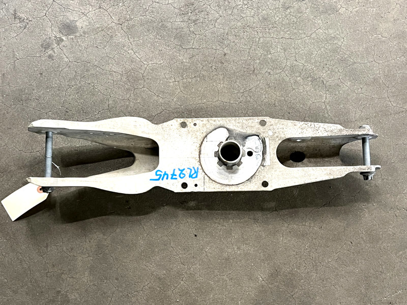 ⭐14-19 MERCEDES-BENZ CLA250 FWD REAR LEFT LOWER SPRING CONTROL ARM OEM LOT2745