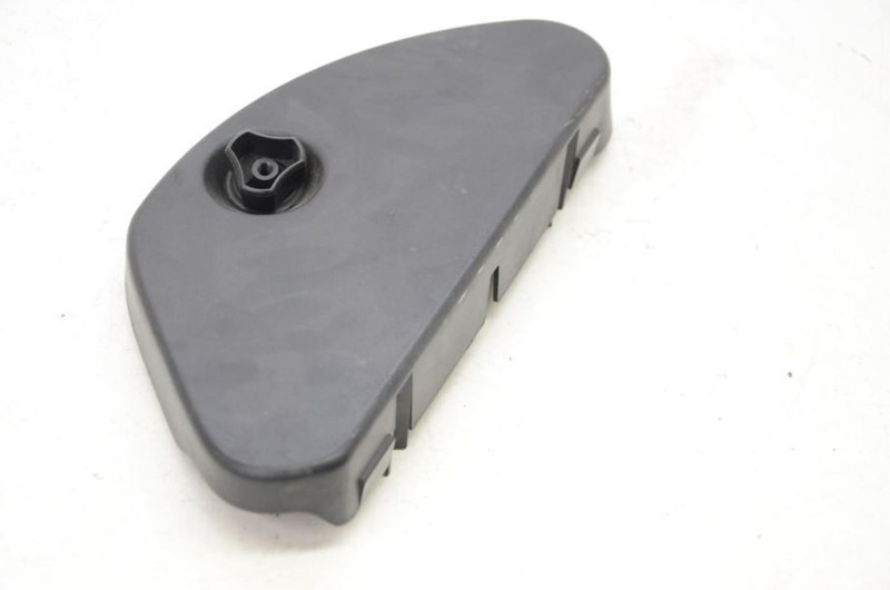 1997-2002 BMW Z3 2.5L Passenger Right Rear Tail Light Cover