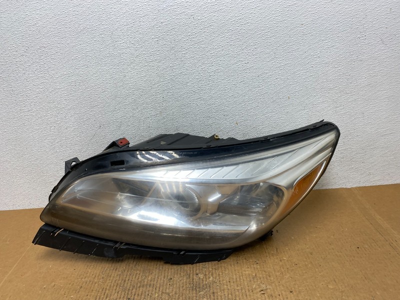 2013 2014 2015 Chevrolet Malibu Headlight Projector Left Driver Side AE1601 DW
