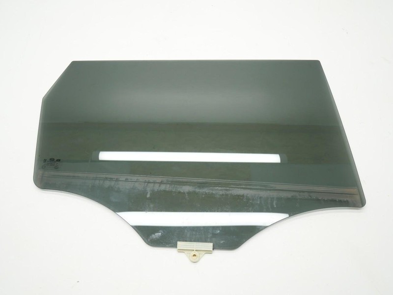 2014-2019 Kia Soul Rear Right RH Passenger Side Door Window Glass OEM