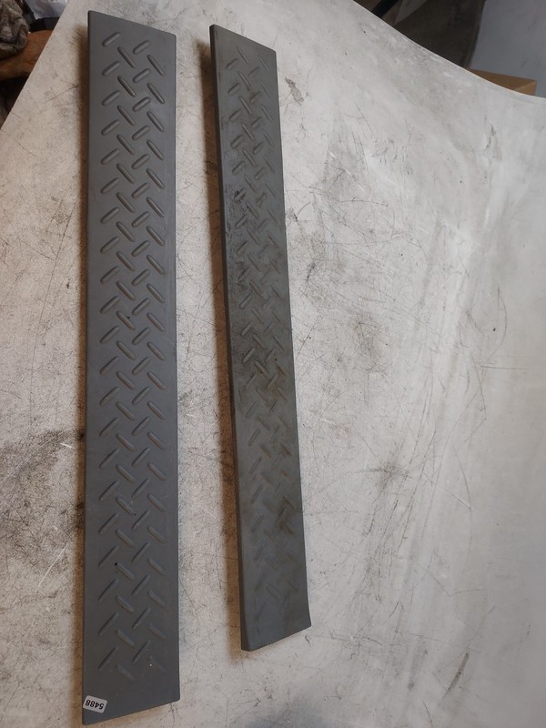 2004-2008 Ford F150 Crew Cab Front Left RightScuff Plate Set Trim Gray OEM