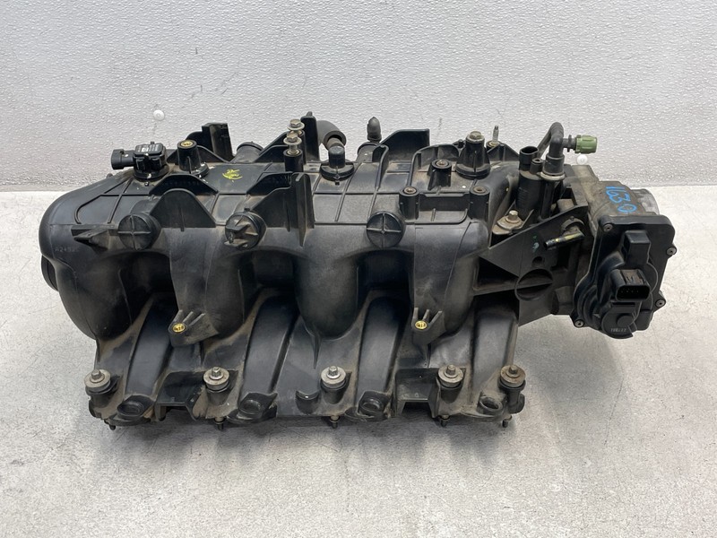2003-2007 Hummer H2 Engine Motor Air Intake Manifold 6.0L 1630 OEM