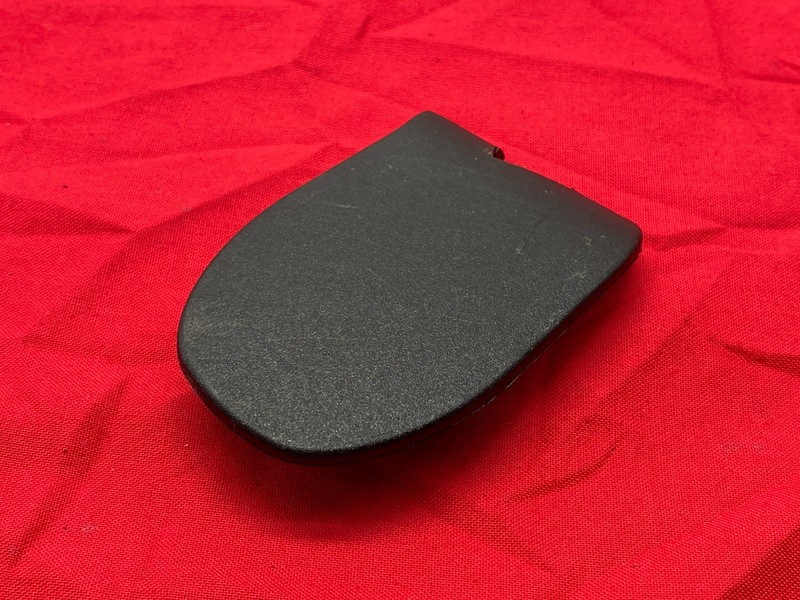 99-05 Porsche 996 911 Carrera Rear Right Seat Belt Receiver Trim Cover Black OEM