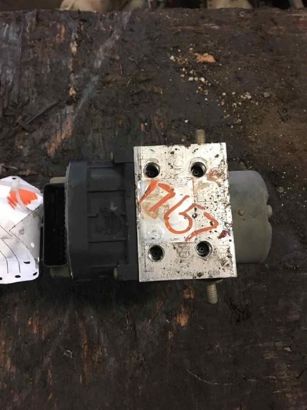 Anti-lock Brake Parts SUBARU LEGACY 00 01