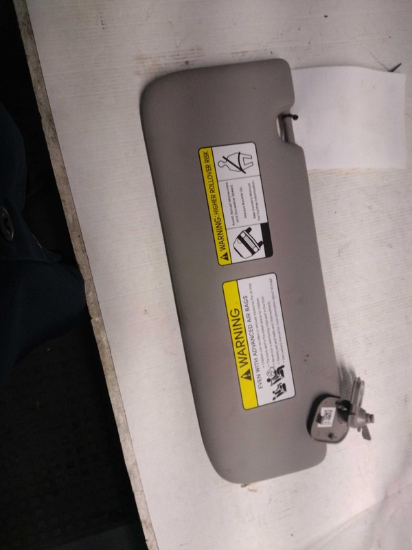 2020 KIA Sportage Grey Sun Visor OEM Used Part 639791 4DR SUV 64000 Miles