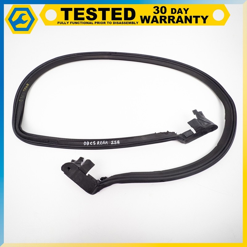 97-04 CHEVROLET CORVETTE C5 REAR FOLDING TOP COMPARTMENT LID WEATHERSTRIP OEM