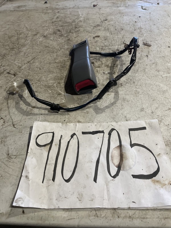 1995 Lexus LS400 Right Passenger Seat Belt Buckle Side Front Seatbelt End Latch