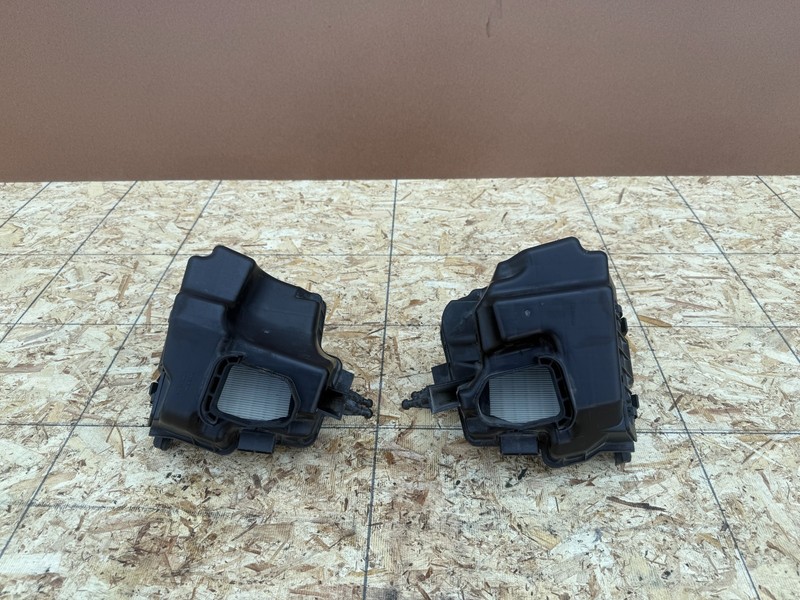 INFINITI G35 G37 Q60 07-16 OEM LEFT AND RIGHT AIR CLEANER BOX ASSEMBLY SET