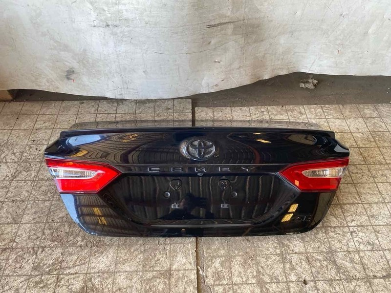 Trunk/decklid TOYOTA CAMRY 18 19 20 21 22 23 24