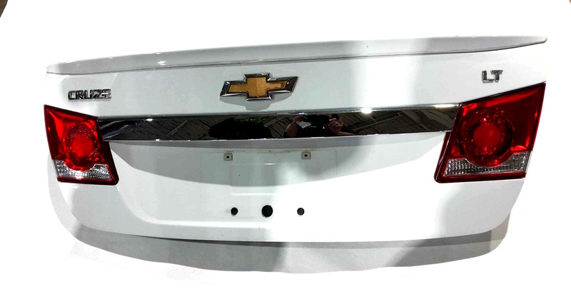 2011-2016 Chevy Cruze Rear Trunk Decklid W/o Spoiler Or Rear View Camera OEM