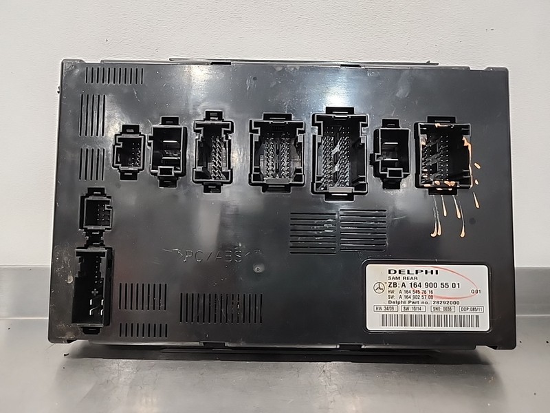 1649025700 Mercedes GL450 ML63 Rear SAM Module Control Unit Signal OE 1649005501