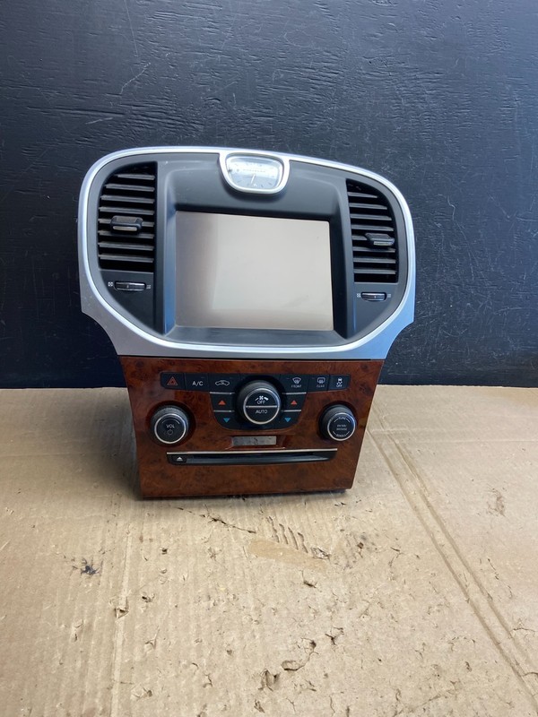 2011-2014 Chrysler 300 Dash A/C Climate Control Screen Radio Bezel OEM AE1902 DG
