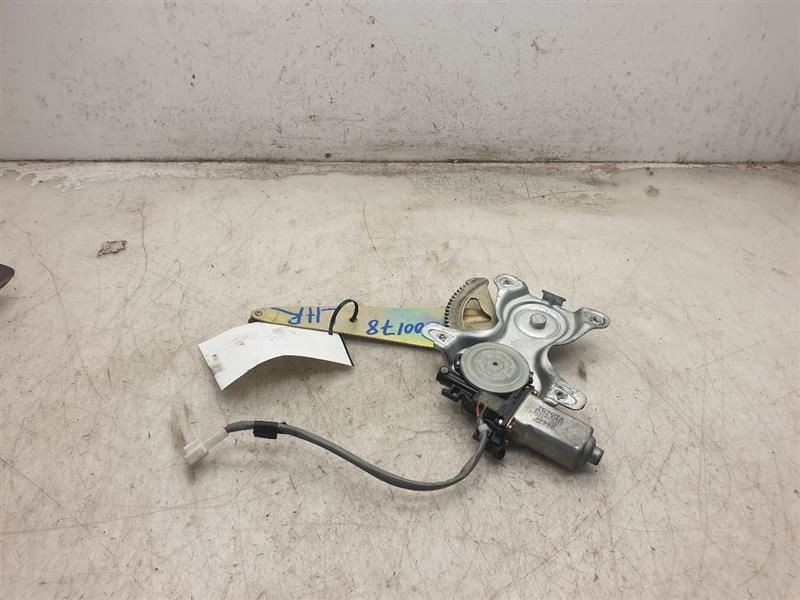 01-05 LEXUS IS300 DRIVER SIDE REAR DOOR WINDOW REGULATOR