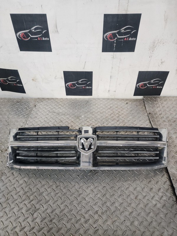 08-10 DODGE GRAND CARAVAN FRONT BUMPER CHROME SURROUND GRILLE GRILL OEM