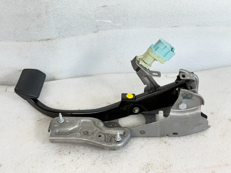 2024 Ford Bronco Sport Big Bend Brake Pedal W/ Bracket NX6C-2D094-BB OEM #022