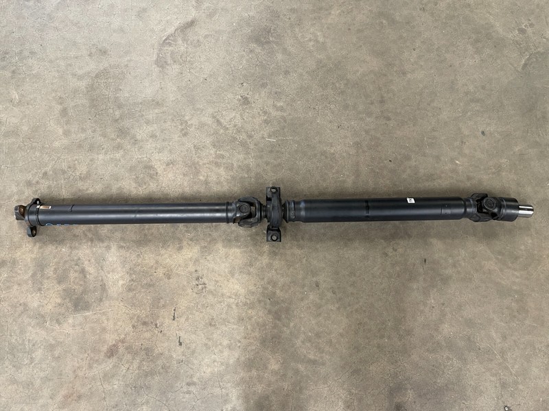 ⭐2017-2020 INFINITI Q60 RWD FRONT DRIVESHAFT AXLE SHAFT PROPELLER OEM LOT2530