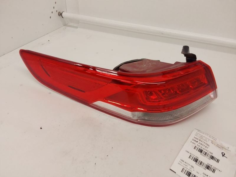 Driver Tail Light Korea Built VIN K 1st Digit LED Fits 16-19 OPTIMA 3271189