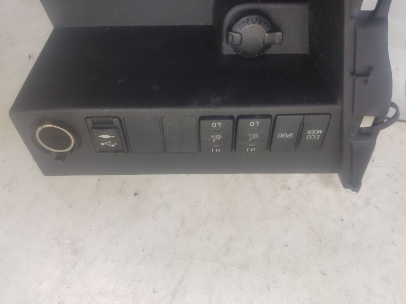 2015 TOYOTA RAV4 ECO MODE / SPORT MODE / SEAT TEMPERATURE CONTROL SWITCH