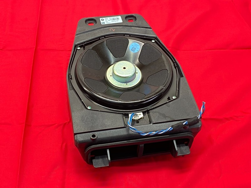 2009-2016 BMW E89 Z4 Left or Right Central Subwoofer Bass Hifi Audio Speaker OEM