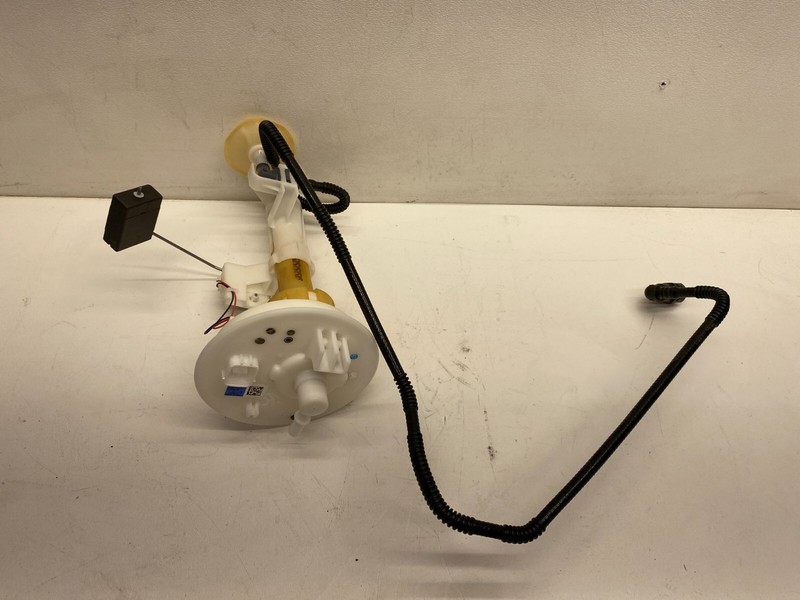 2020-2025 SUBARU LEGACY GAS FUEL SENDING UNIT SENDER OEM