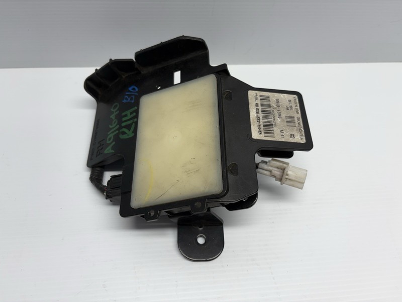 2018 2019 Hyundai Sonata Driver LEFT Side Blind Spot Sensor Radar Module OEM