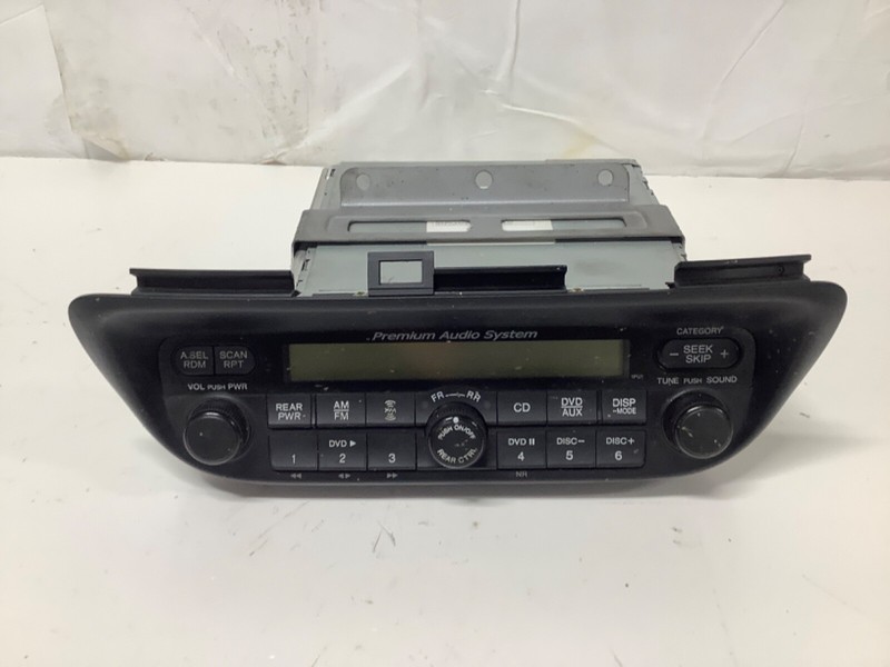 05-10 Honda Odyssey AM FM XM DVD NAV Premium radio OEM 39100-SHJ-A900