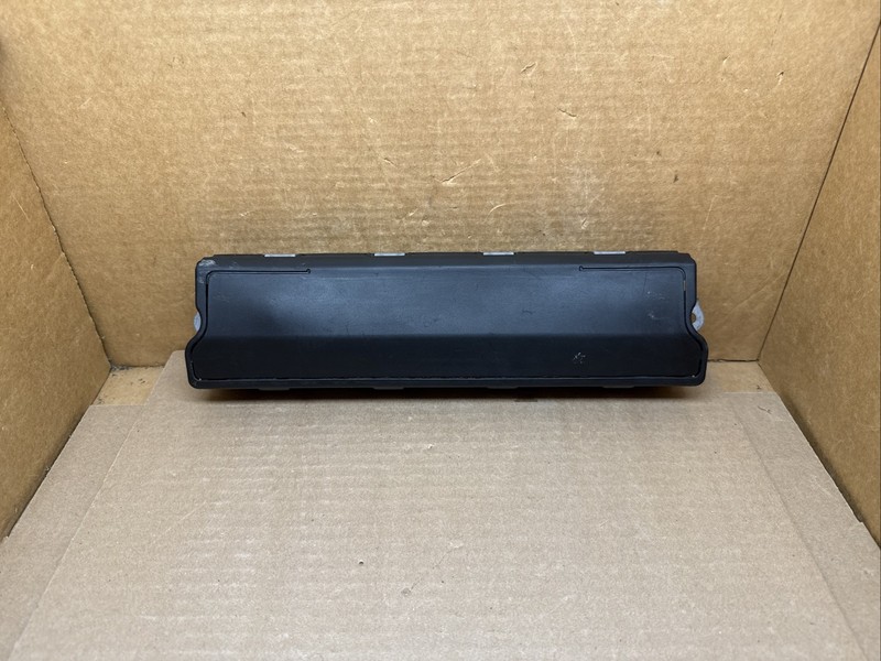 2018-2019 Chevy Cruze Left Side Driver Knee Lower Air Bag Airbag Black 39118060