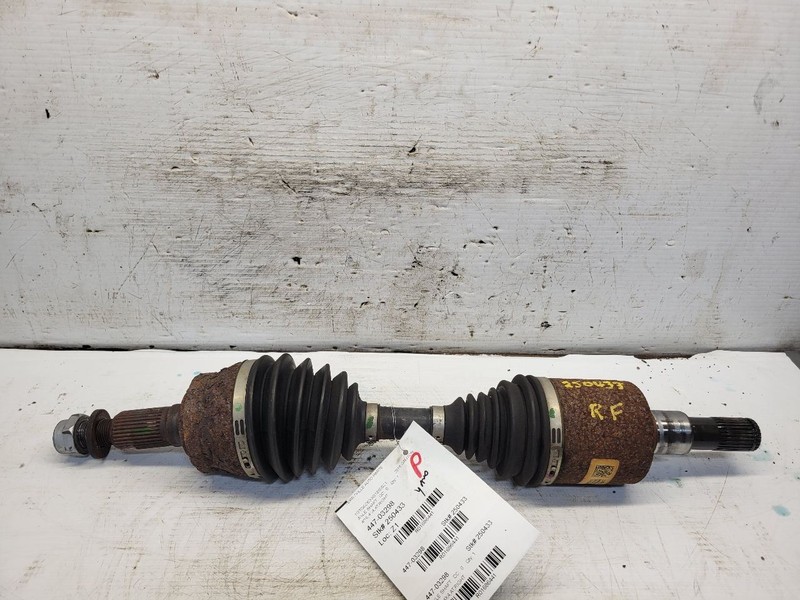Axle Shaft Front Axle Fits 15-22 CANYON 1686441