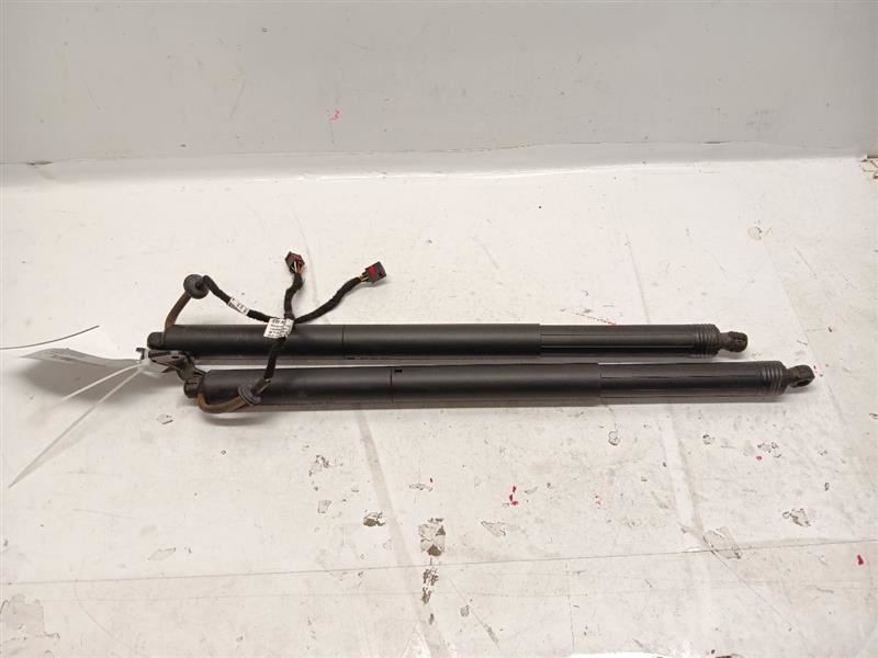 2015-2018 PORSCHE MACAN - Trunk Hatch Strut / Shock SET 95B827851C