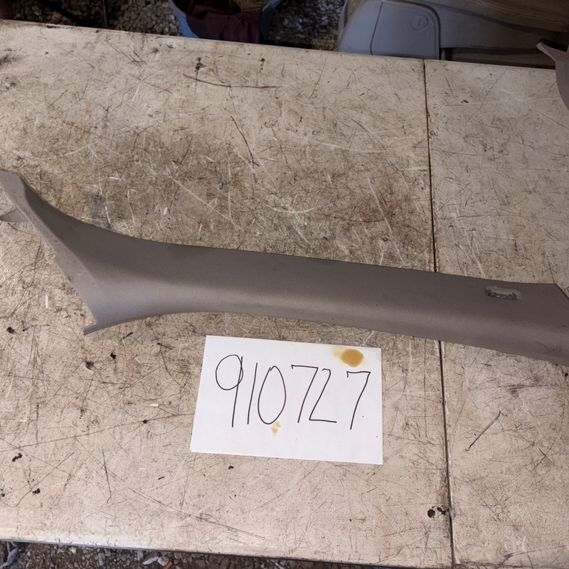 2007-2010 BMW X5 A PILLAR Trim Cover Panel Front Right Side 51437129750