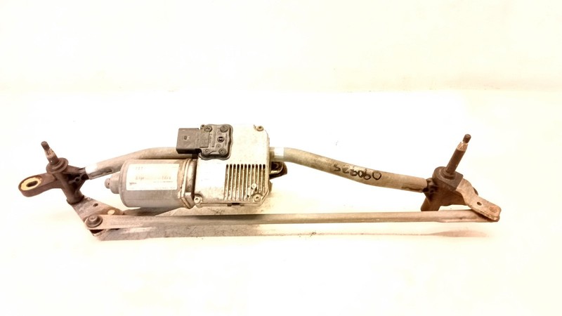 10-17 AUDI 8T A5 S5 RS5 CONVERTIBLE FRONT WINDSHIELD WIPER LINKAGE MOTOR 090925