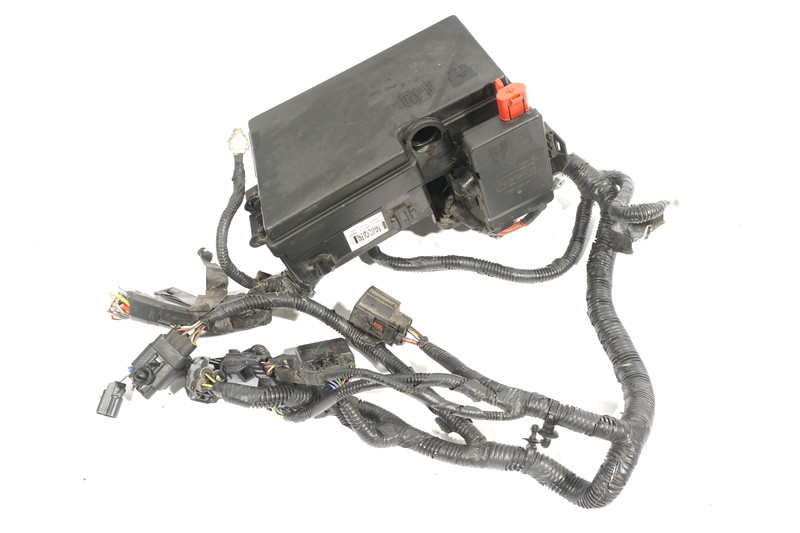 2013-2018 FORD C-MAX HYBRID ENGINE COMPARTMENT FUSE BOX OEM