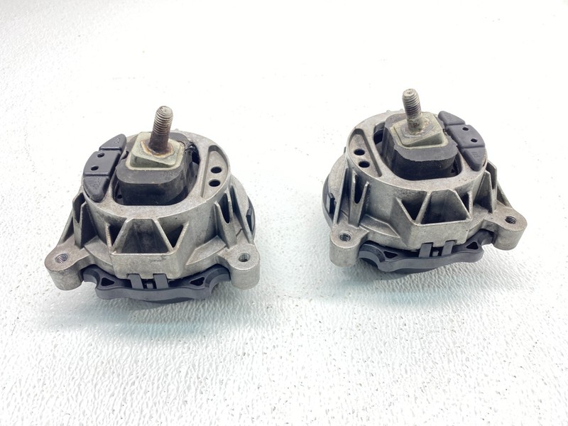 BMW F30 F32 F36 240 335 340 440 Engine Motor Mount Support Left & Right Set OEM✅