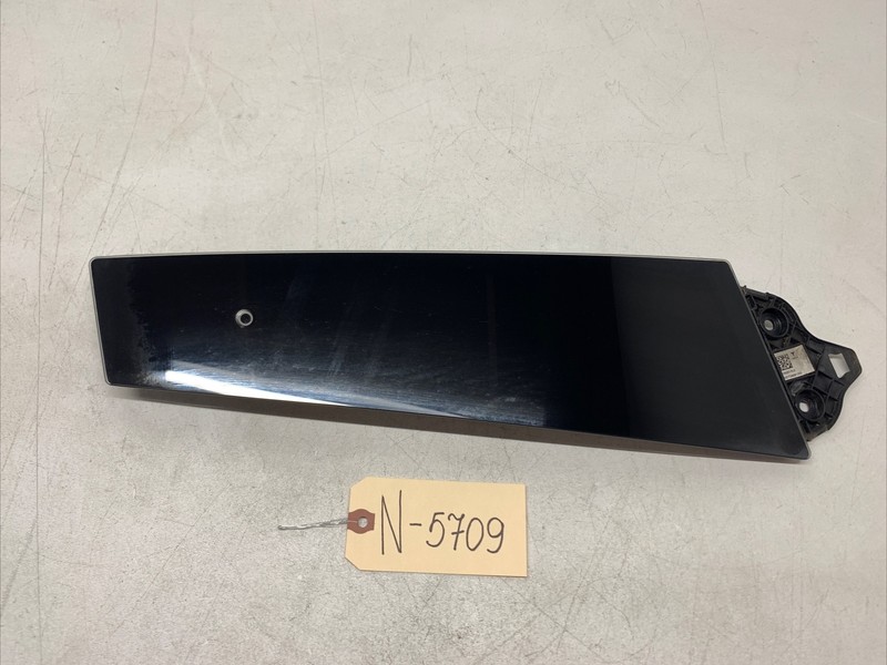 17-23 Tesla M3 LH Exterior B Pillar Glass Trim W/ Camera 1100437-00 5709 b57