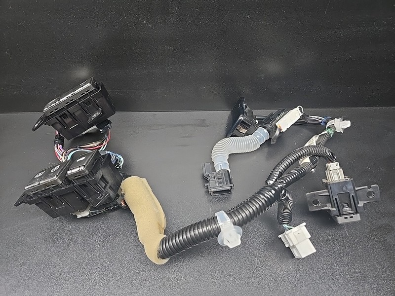 π11-13 INFINITI M56 M37 CENTER CONSOLE WIRE WIRING HARNESS 24167 1MA1B OEMπ