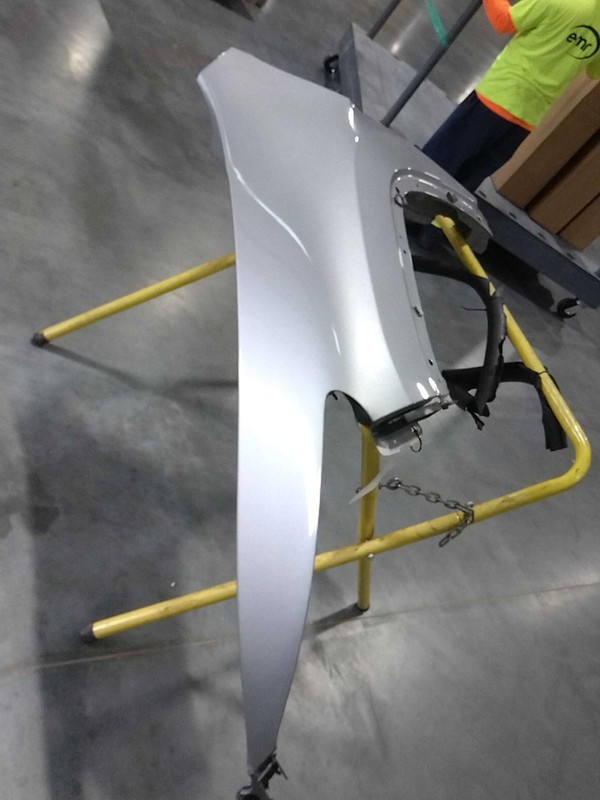 2015 Jeep Cherokee Front Left Fender Silver 139K Miles OEM Part 230269