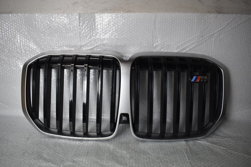 BMW X7 M SERIES GRILLE 2023-2025 OEM 7313008-09
