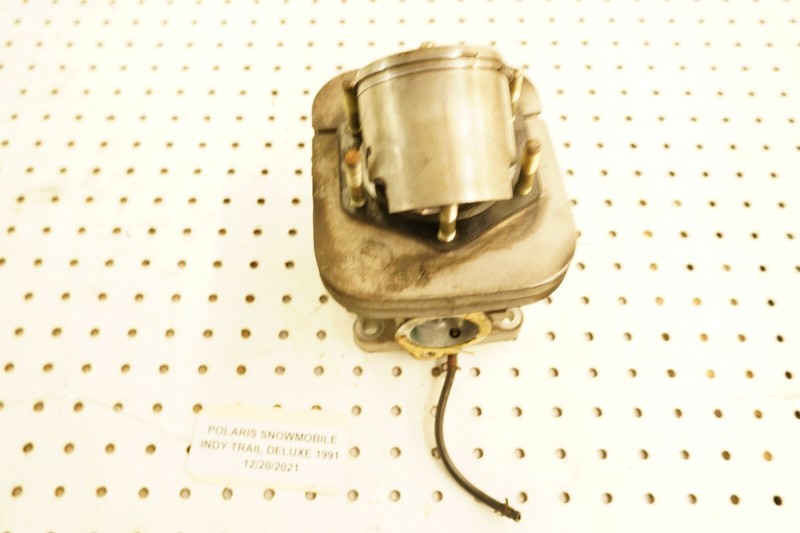 Polaris Snowmobile Indy Trail 488cc Cylinder and Piston & Head VERY NICE!